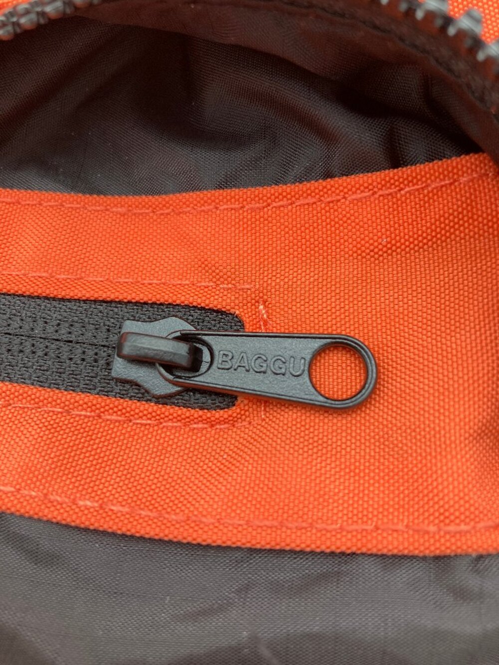 BAGGU Medium Nylon Crescent Bag in Nasturtium - Picture 5 of 7